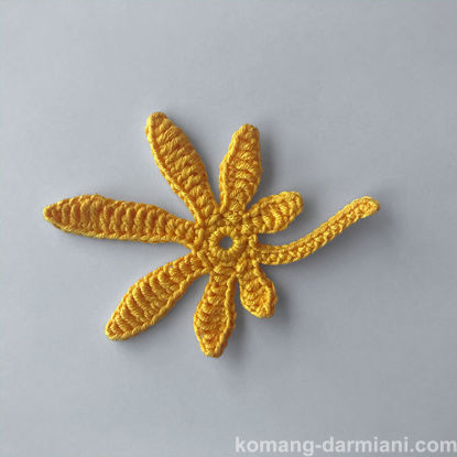 Picture of Crochet Leaf  - seven part - yellow