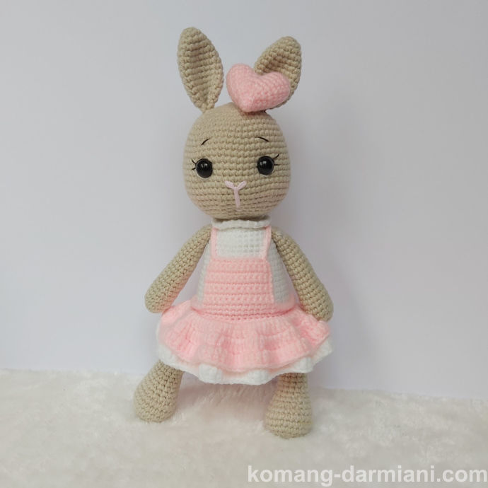 Picture of Crochet cuddly Toy - Bunny  Girl with heart