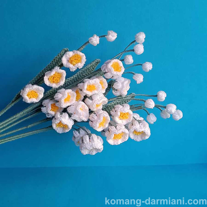 Picture of Lilly of the valley - realistic handmade crochet flowers